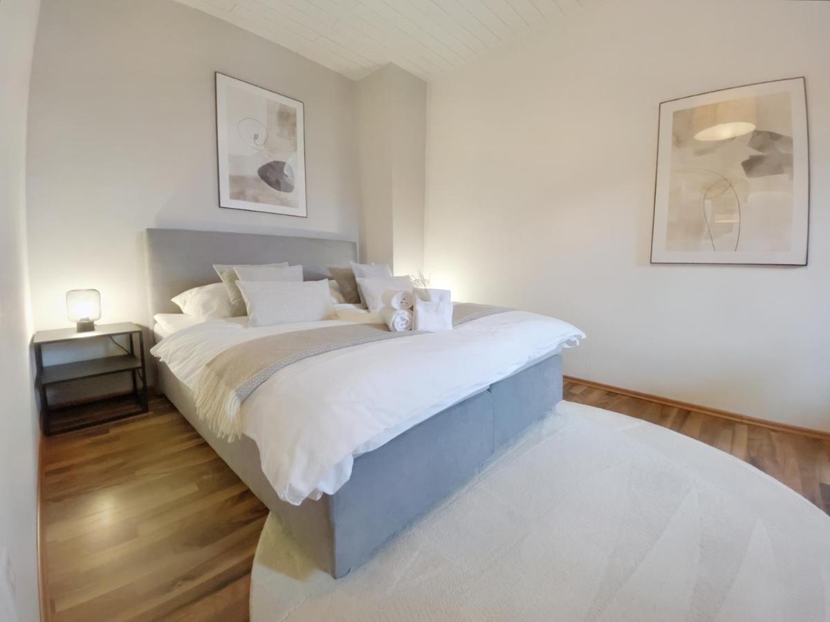 Milpau Recklinghausen1 - Modernes Und Zentrales Premium-Apartment Mit Queensize-Bett, Netflix, Nespresso, Smart-Tv Und Privatparkplatz Εξωτερικό φωτογραφία