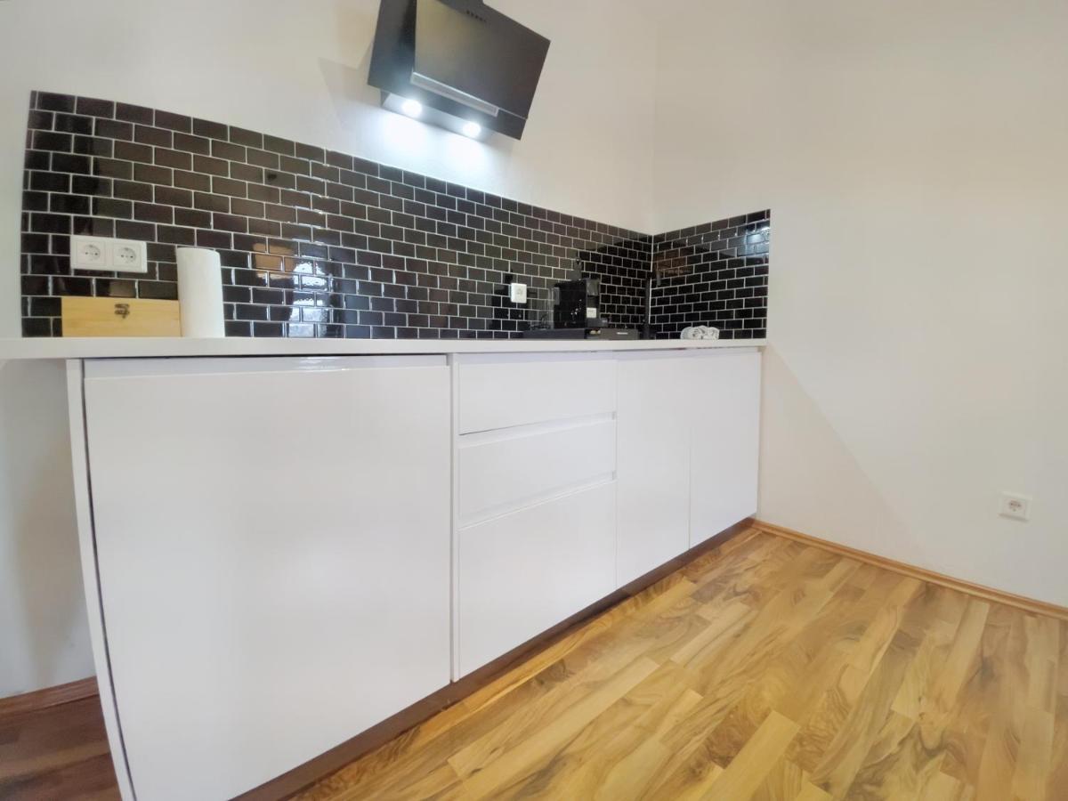 Milpau Recklinghausen1 - Modernes Und Zentrales Premium-Apartment Mit Queensize-Bett, Netflix, Nespresso, Smart-Tv Und Privatparkplatz Εξωτερικό φωτογραφία