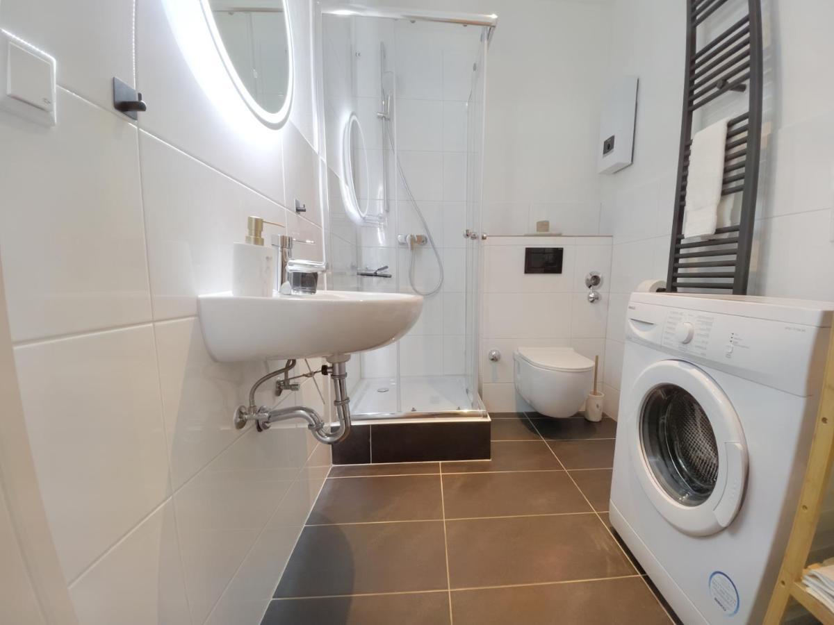 Milpau Recklinghausen1 - Modernes Und Zentrales Premium-Apartment Mit Queensize-Bett, Netflix, Nespresso, Smart-Tv Und Privatparkplatz Εξωτερικό φωτογραφία