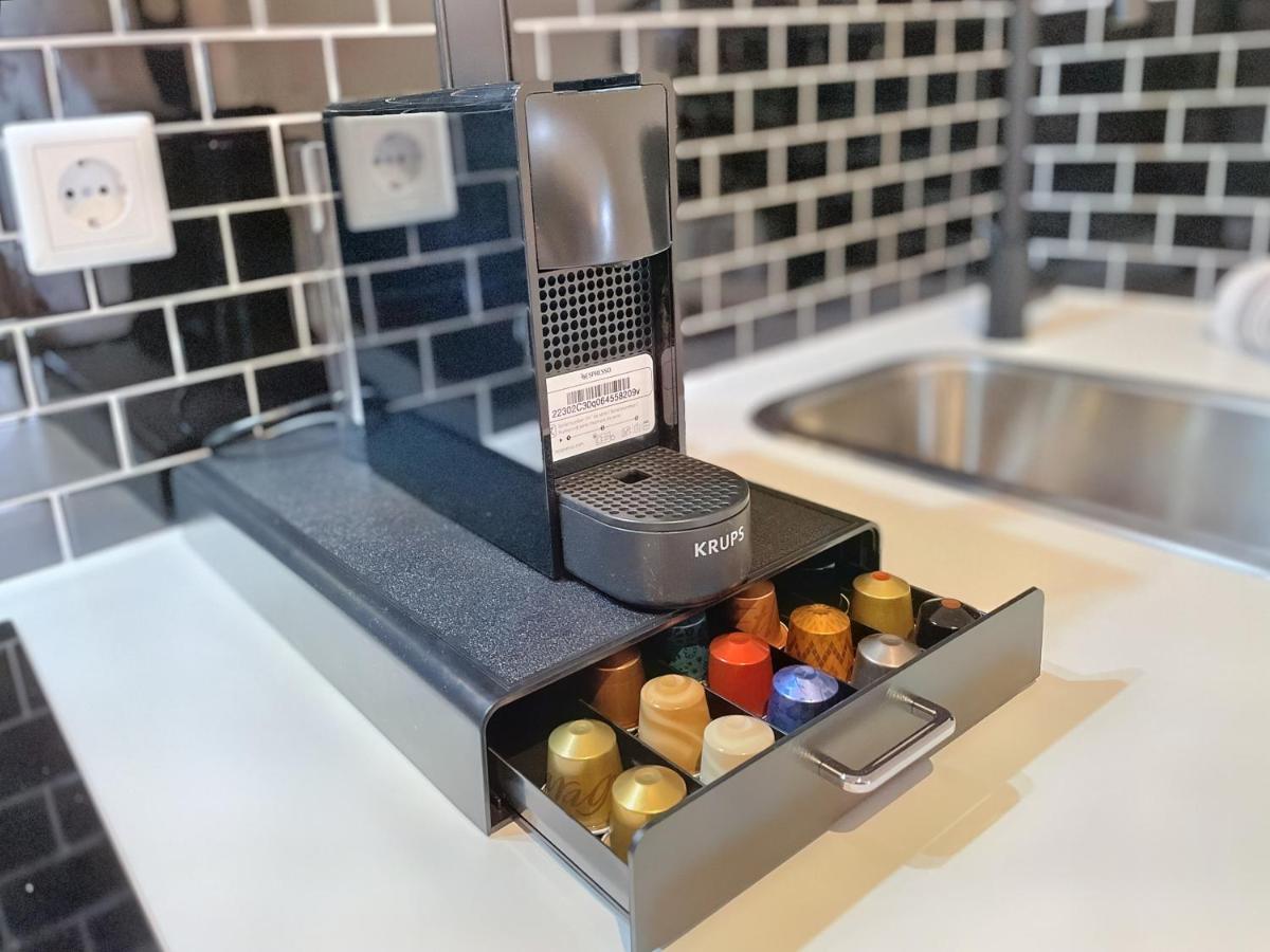 Milpau Recklinghausen1 - Modernes Und Zentrales Premium-Apartment Mit Queensize-Bett, Netflix, Nespresso, Smart-Tv Und Privatparkplatz Εξωτερικό φωτογραφία